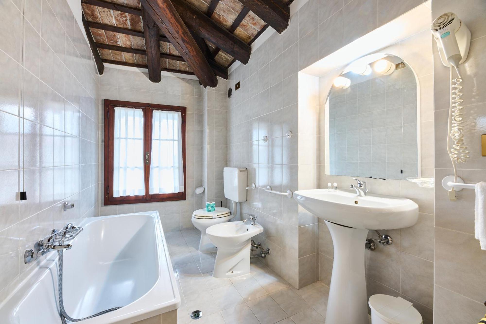 Conti Formentini Guest house 4*